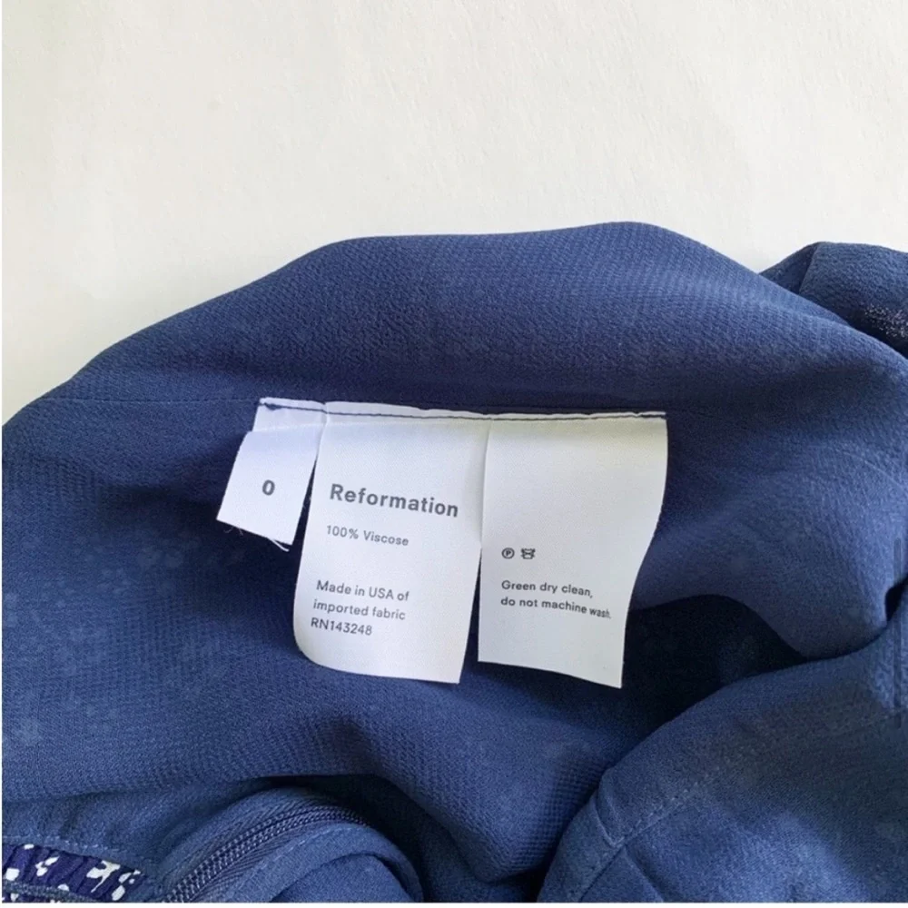 Reformation Fergie Jumpsuit Navy Ditsy Floral Boho Size 0 - Picture 6 of 10